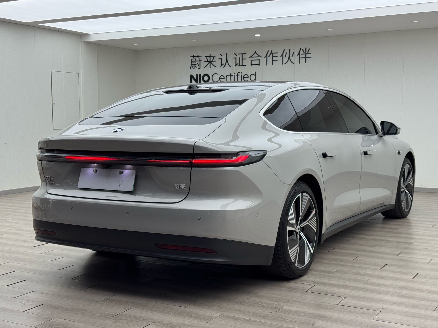 NIO Unknown - View 8