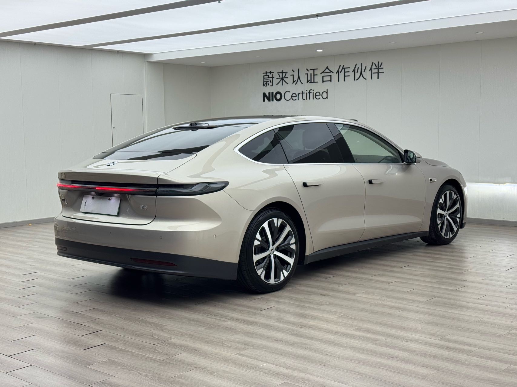 NIO Unknown - View 7