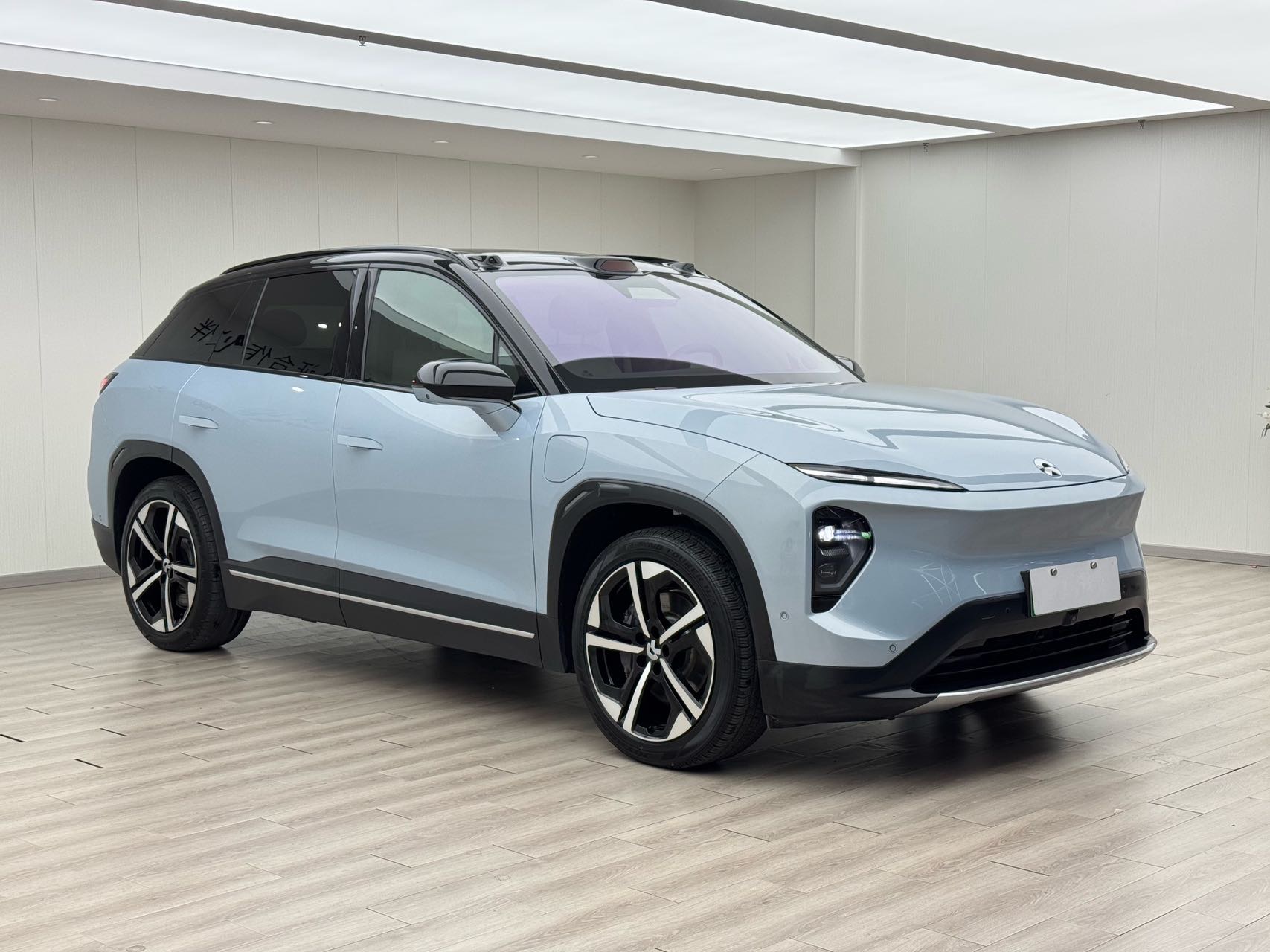 NIO Unknown - View 3