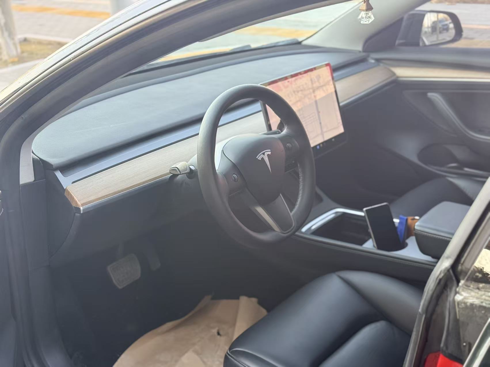 Tesla Model 3 2021 Standard Range Plus RWD 216,000 km - View 6