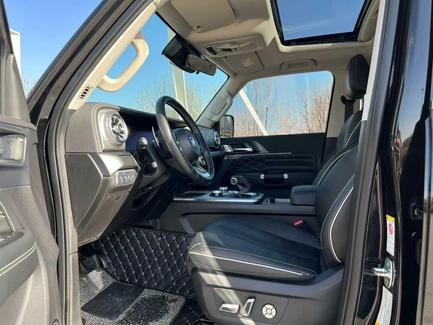Tank 300 2023 2.0T AT Off-Road Conqueror - View 7