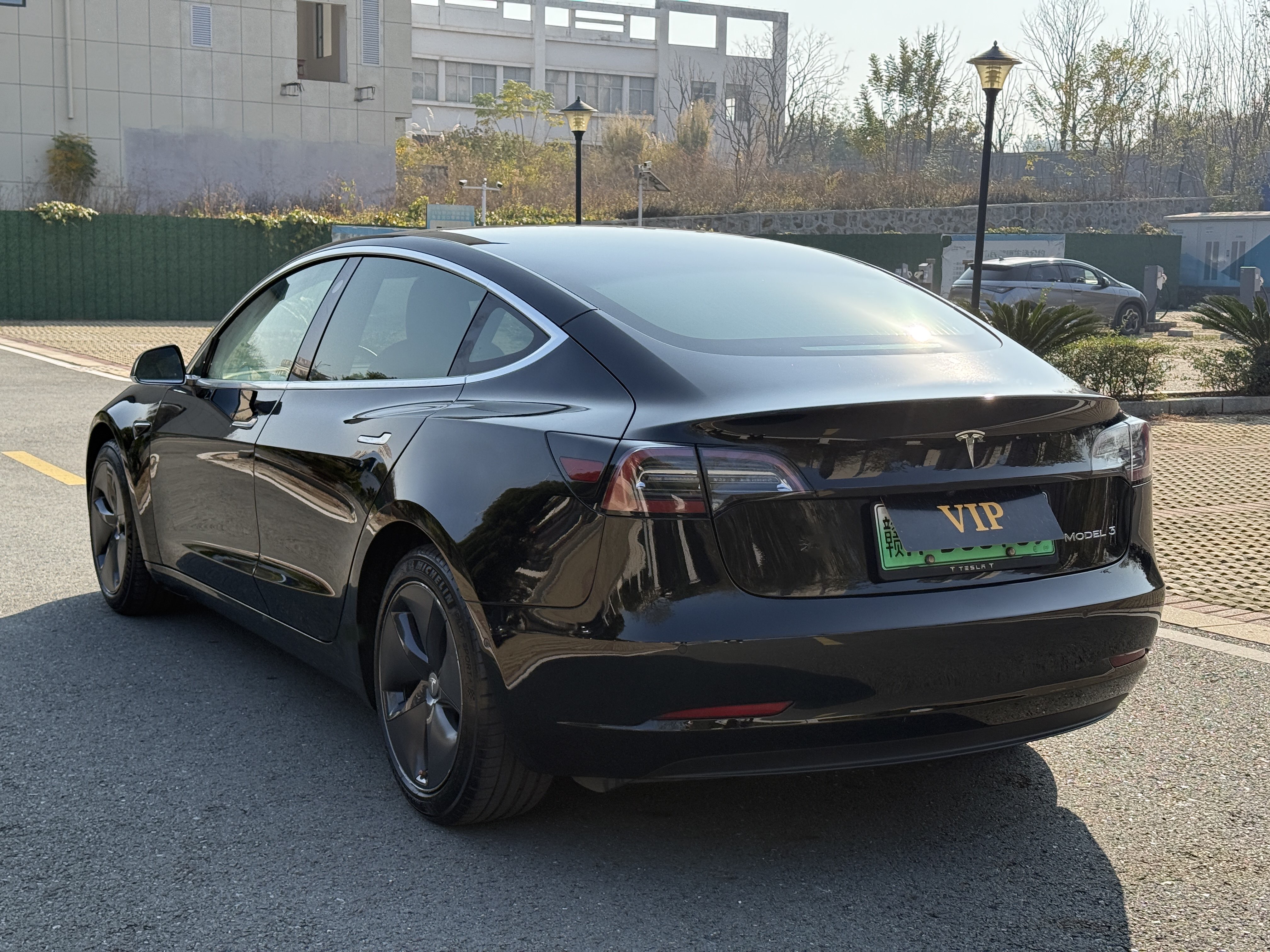 特斯拉 Model 3 2020款 标准续航后轮驱动升级版 7.6万公里 - View 7