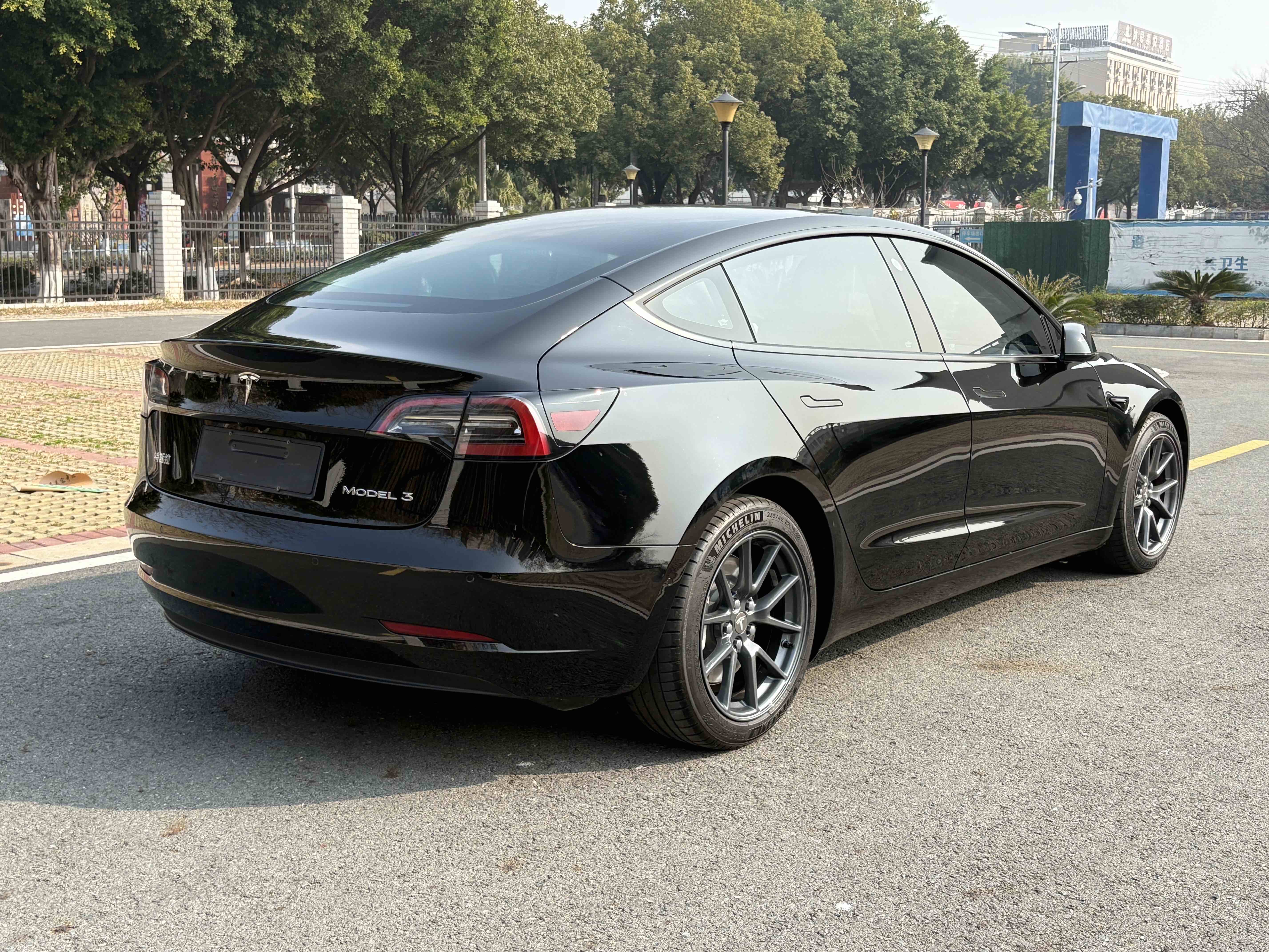 Tesla Model 3 2021 Standard Range Plus RWD 3D6 65,000 km - View 7