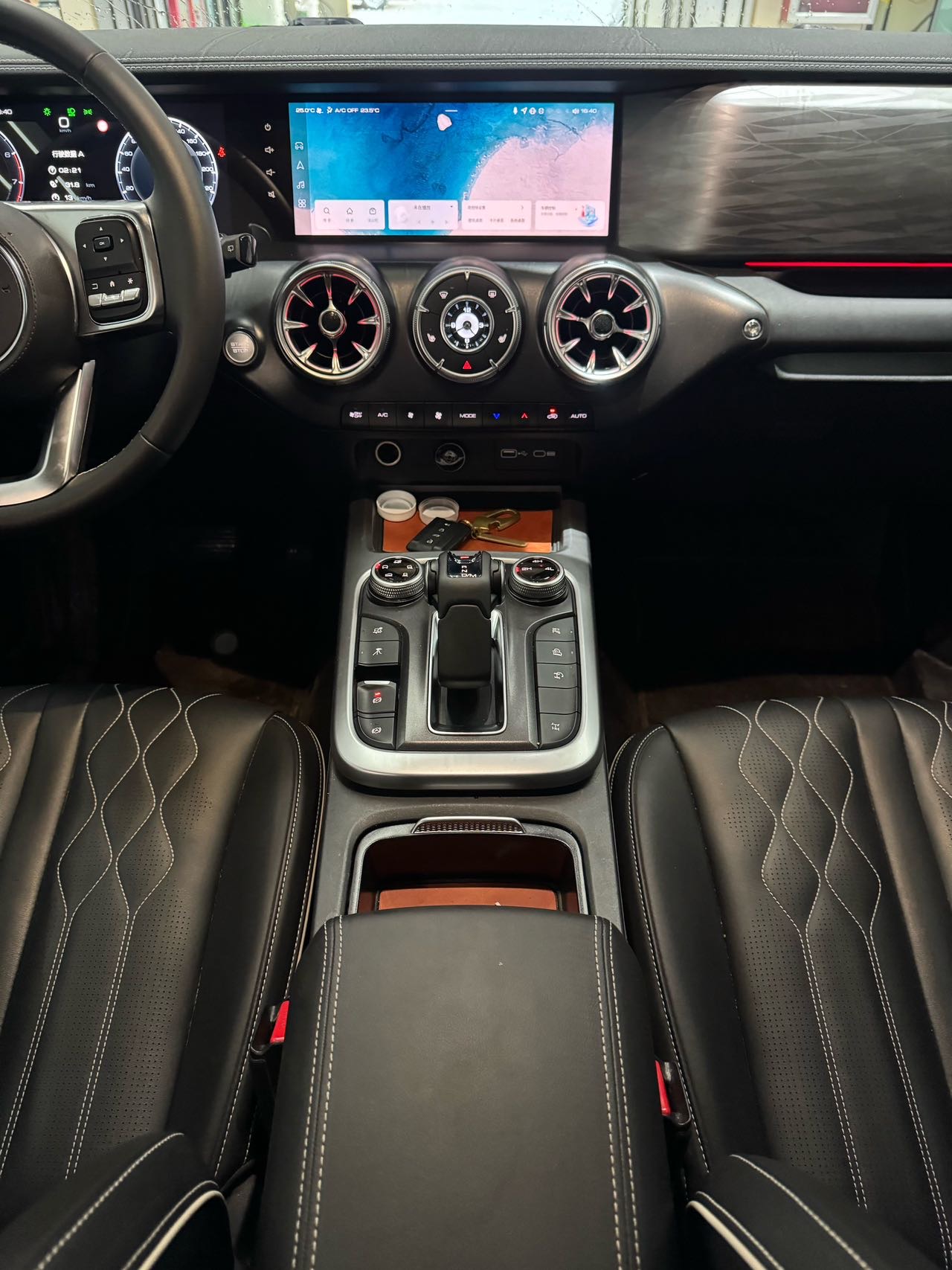 View of Tank 300 2024 2.0T Challenger SUV  - Image 6