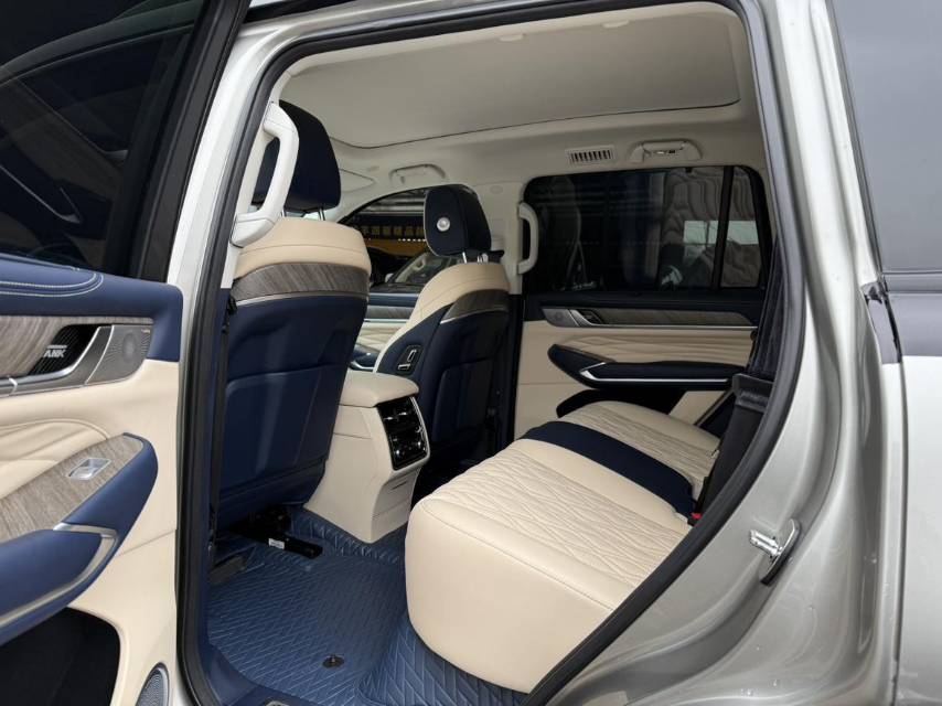 Tank 500 2022 3.0T AT Business 5-Seat - View 5