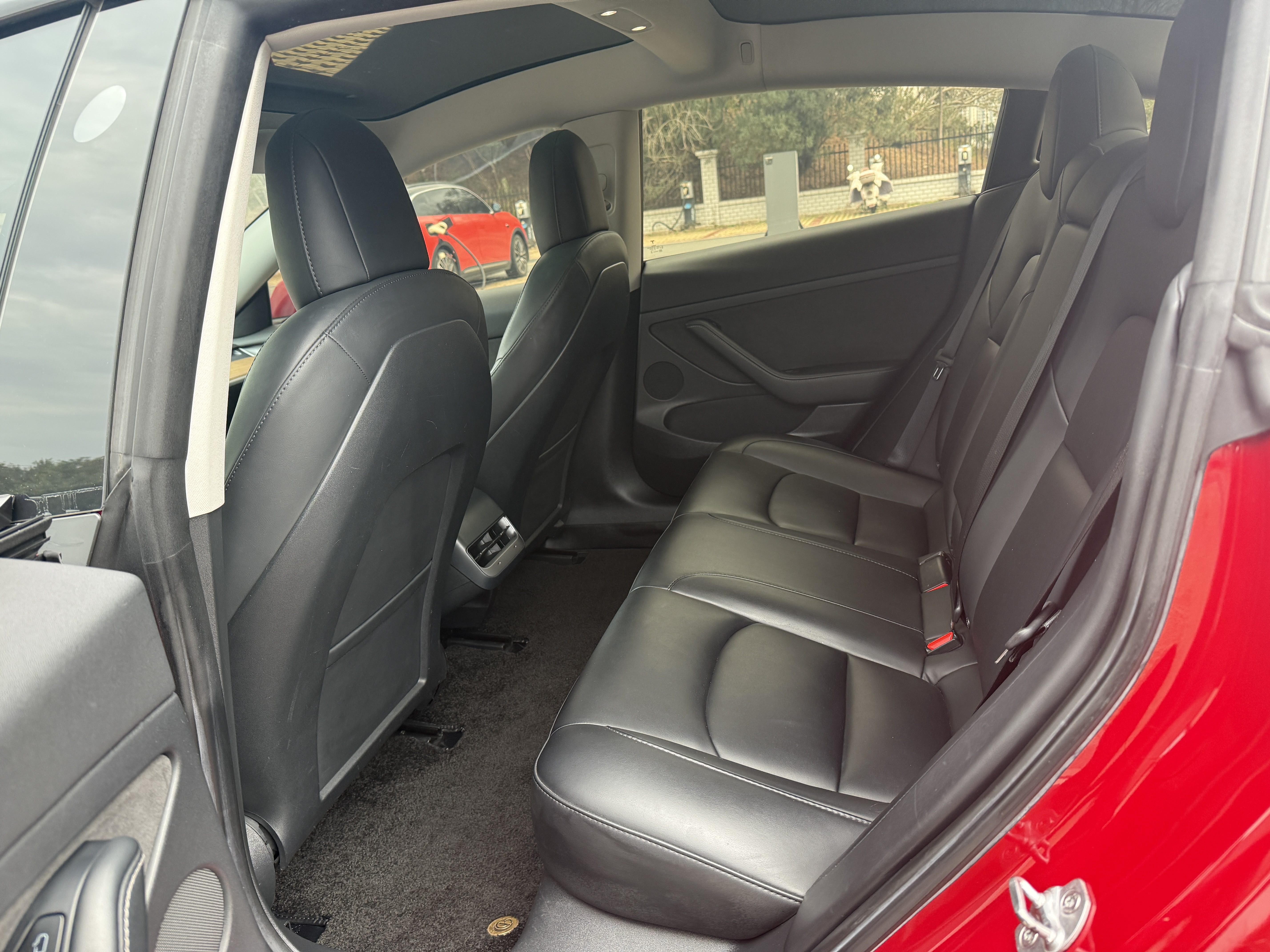 Tesla Model 3 2022 Rear-Wheel Drive 63,000 km - View 6