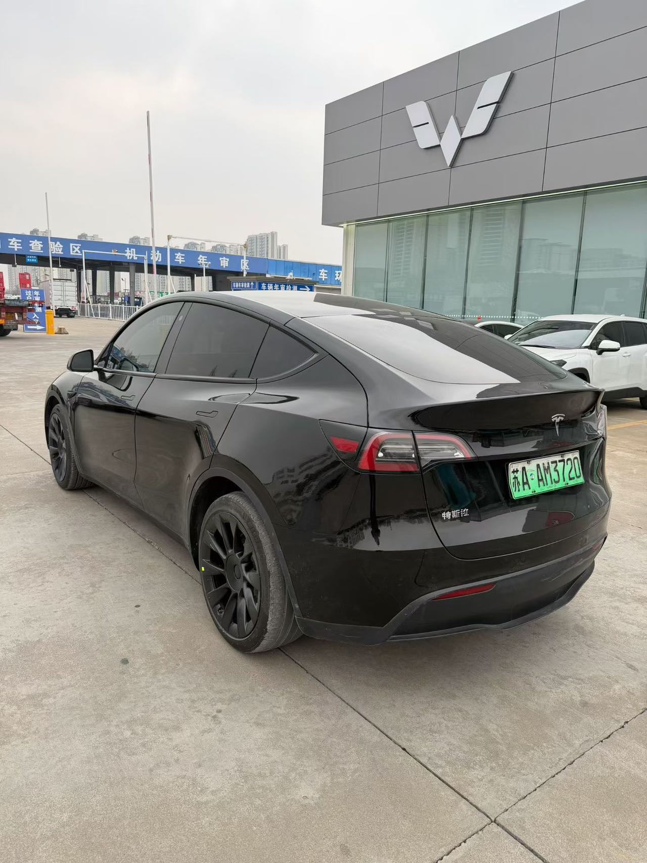 特斯拉 Model Y 2021款 标准续航后轮驱动版 13.5万公里 - View 7