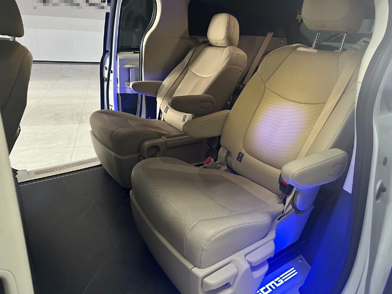 Toyota Unknown - View 4