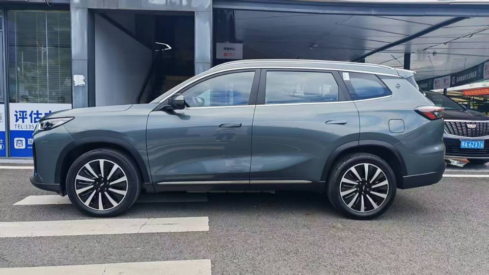 Used 2025 Chery Fulwin T8 1.5T 130km Premium 5-Seater - Image 3
