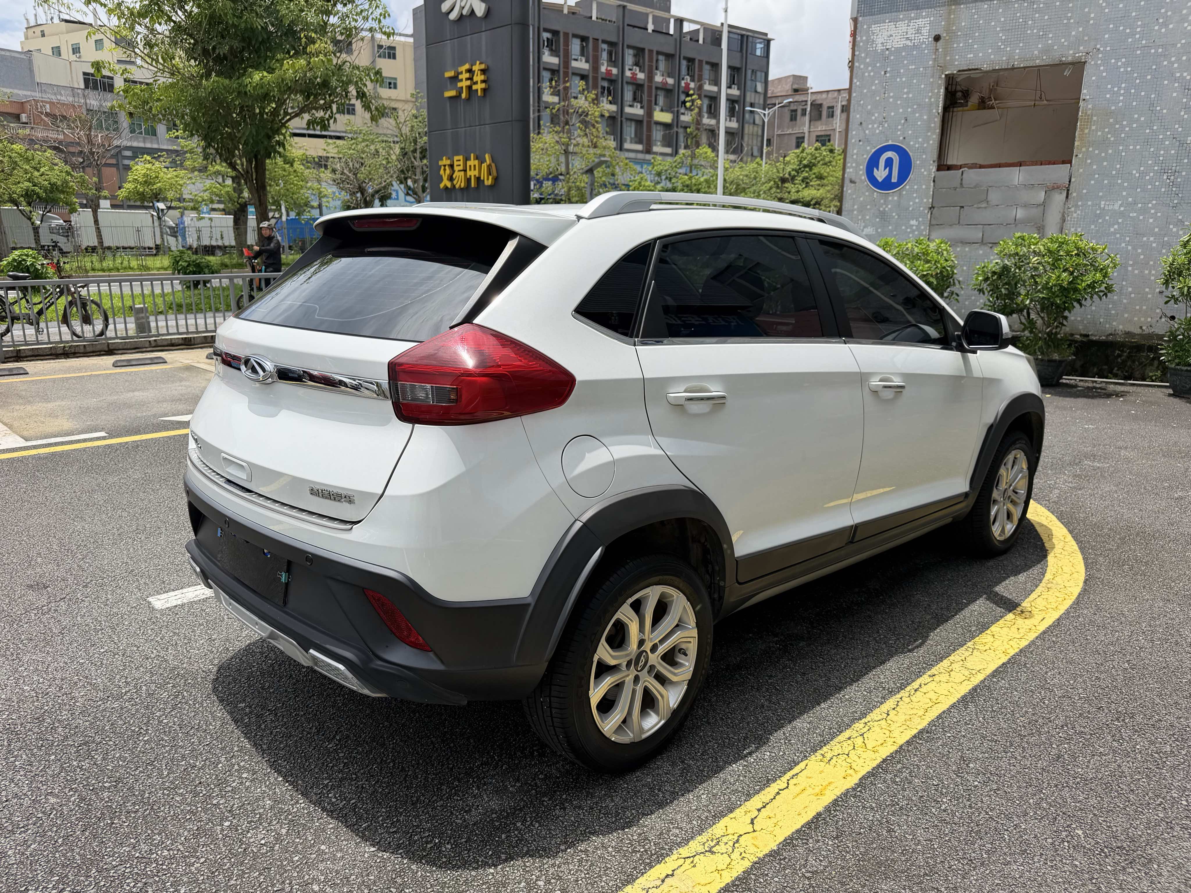 Used 2020 Chery Tiggo 3x 1.5L CVT Deluxe SUV - Image 7