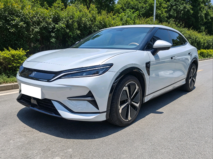 2025 BYD Song L EV Smart Driving 662km Beyond SUV