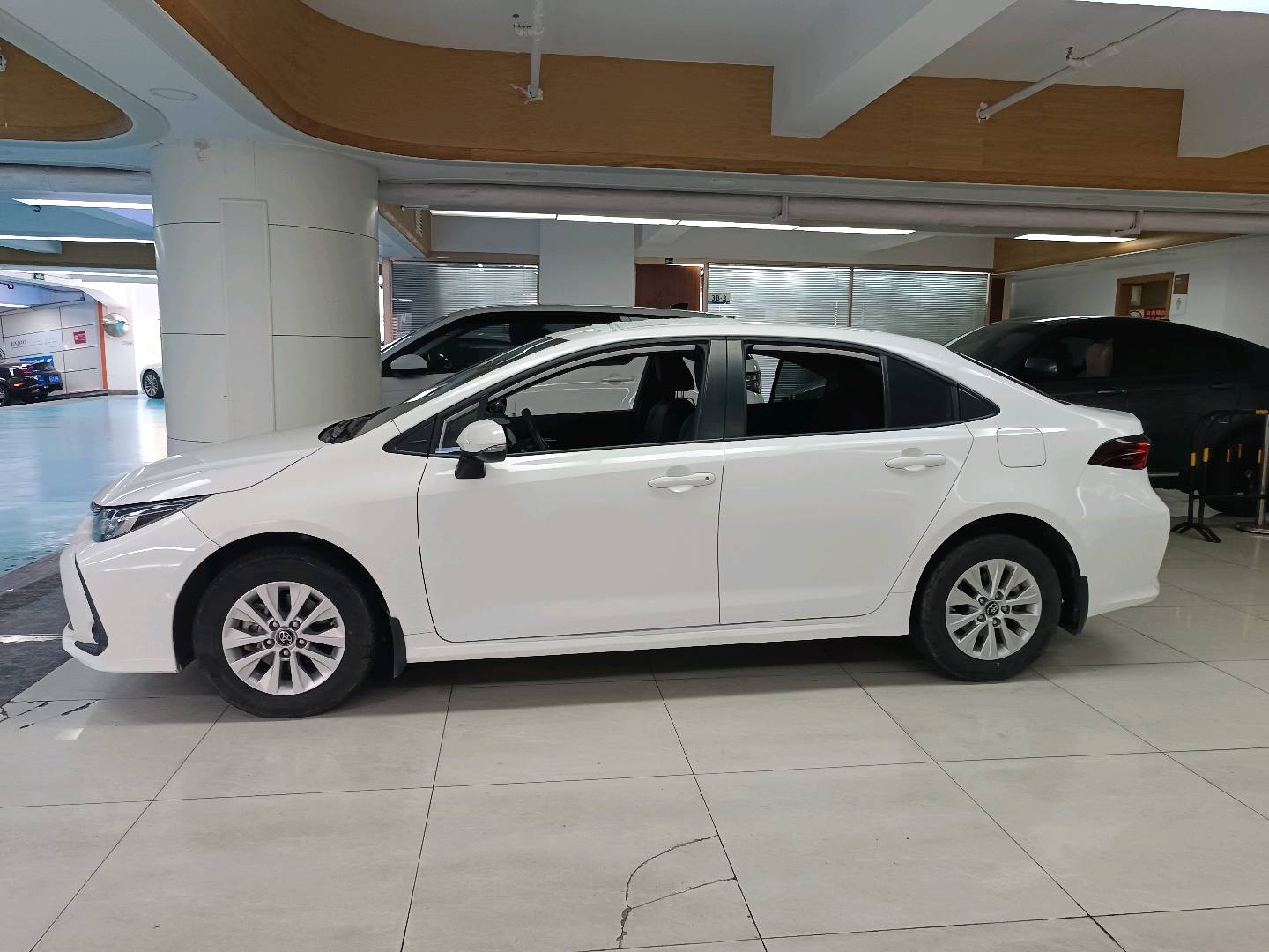 Toyota Unknown - View 5