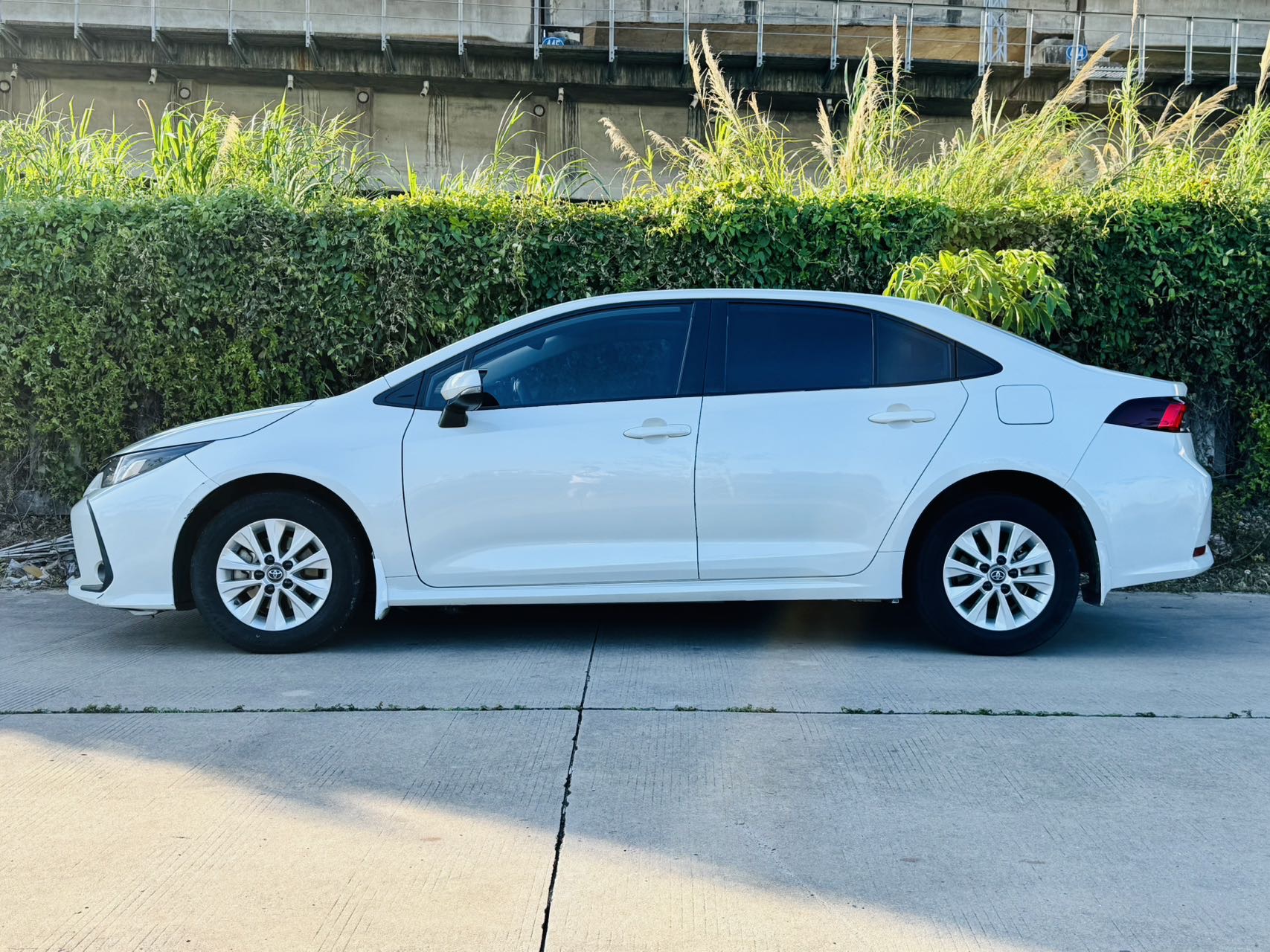 Toyota Unknown - View 2