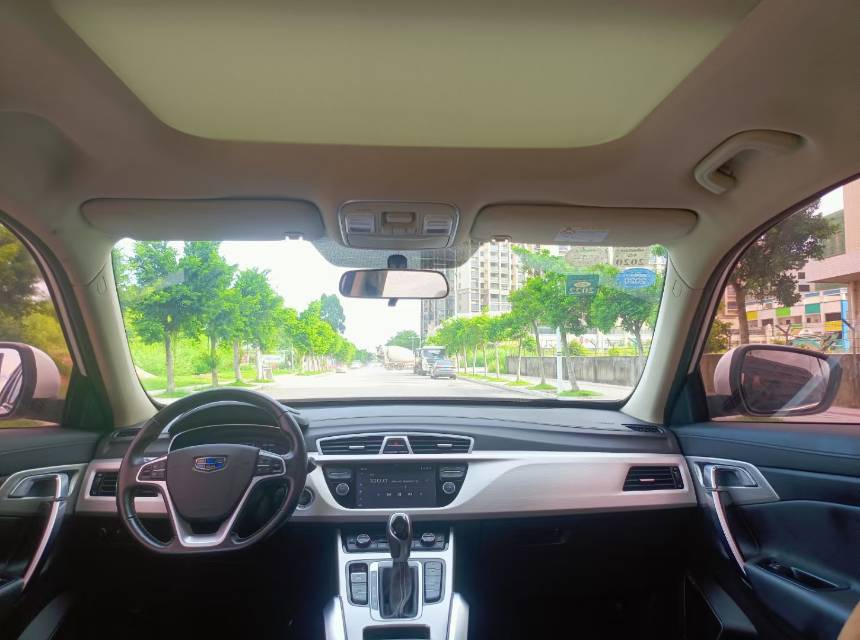 Used 2018 Geely Boyue 1.8T Automatic Zhiliang 4G Connected Edition - Image 5