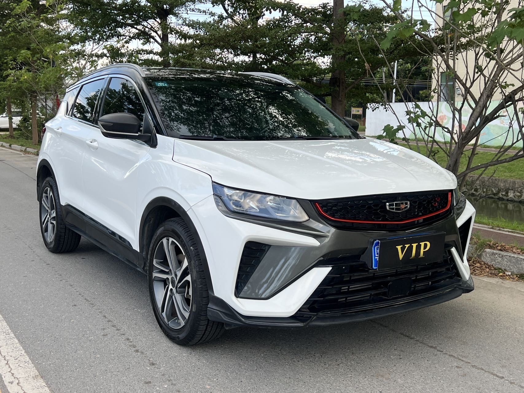 Used 2022 Geely Binyue 1.4T DCT 240T Diamond Edition - Image 3