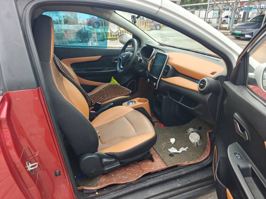二手 奇瑞小蚂蚁 2018款 电动 小蚂蚁400 智享版 4座 - Image 3