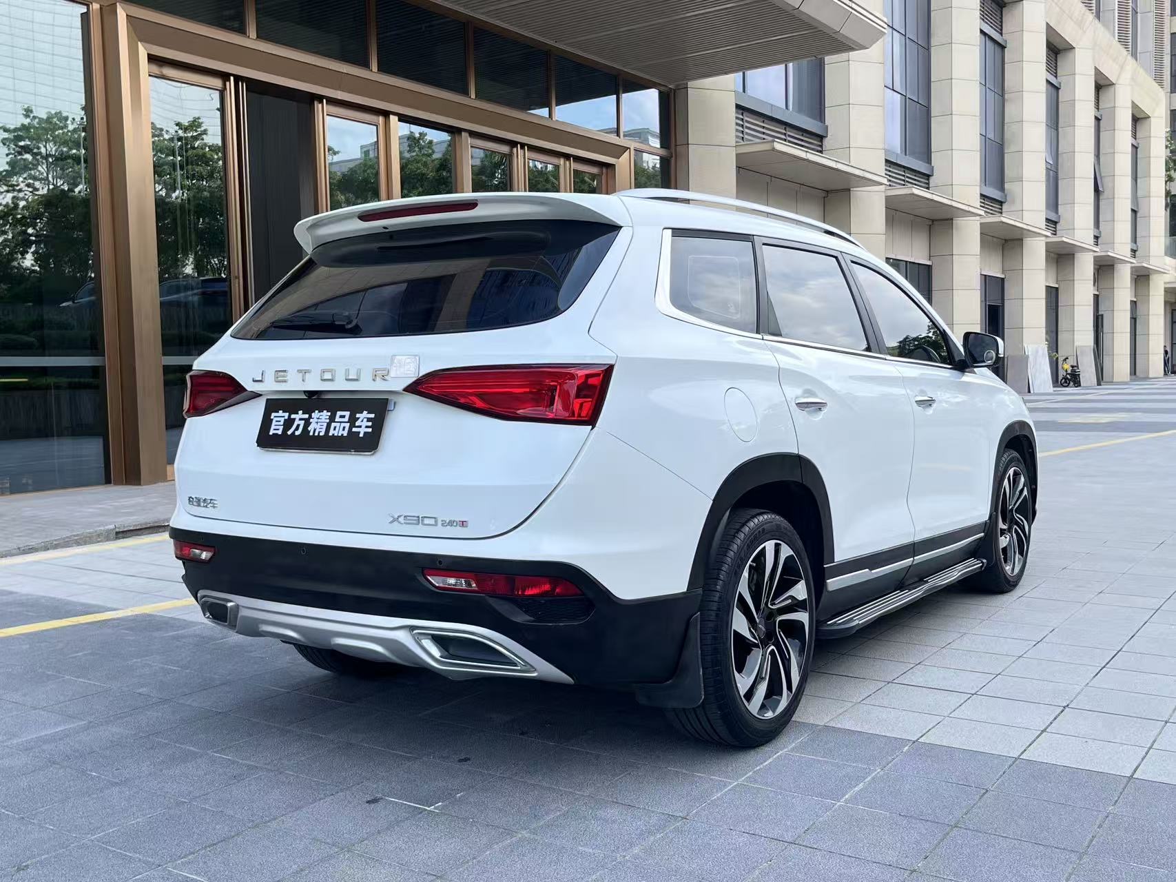Used 2019 Jetour X90 1.5T Manual Premium 5-Seater SUV - Image 3