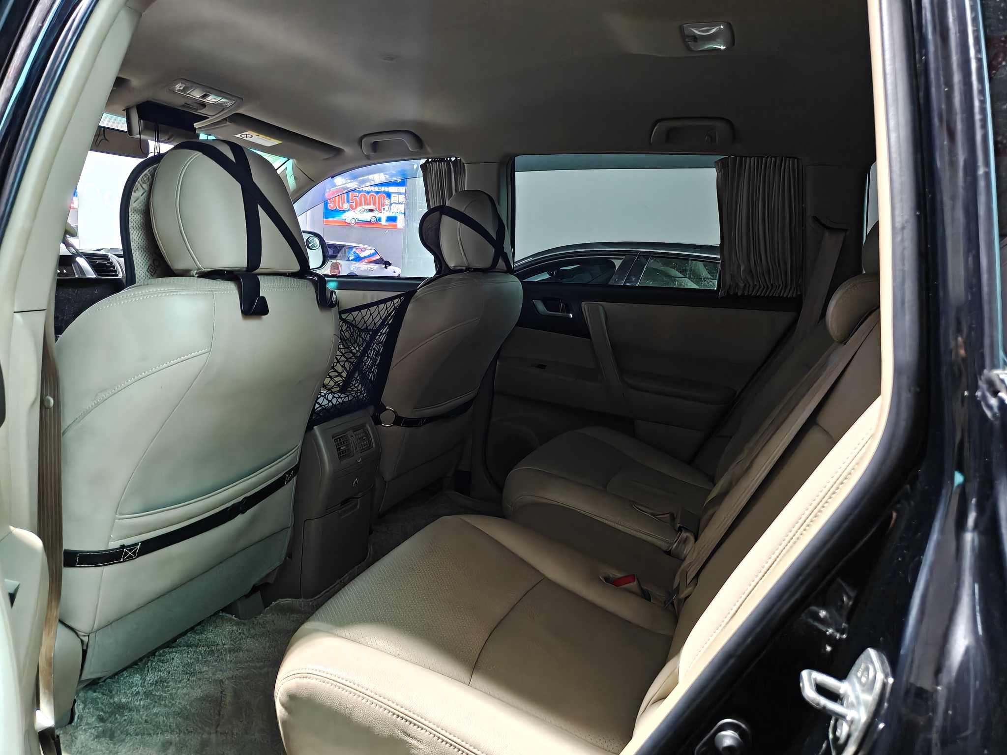 Used 2014 Toyota Highlander 2.7L Automatic 2WD 5-Seater Elite - Image 4