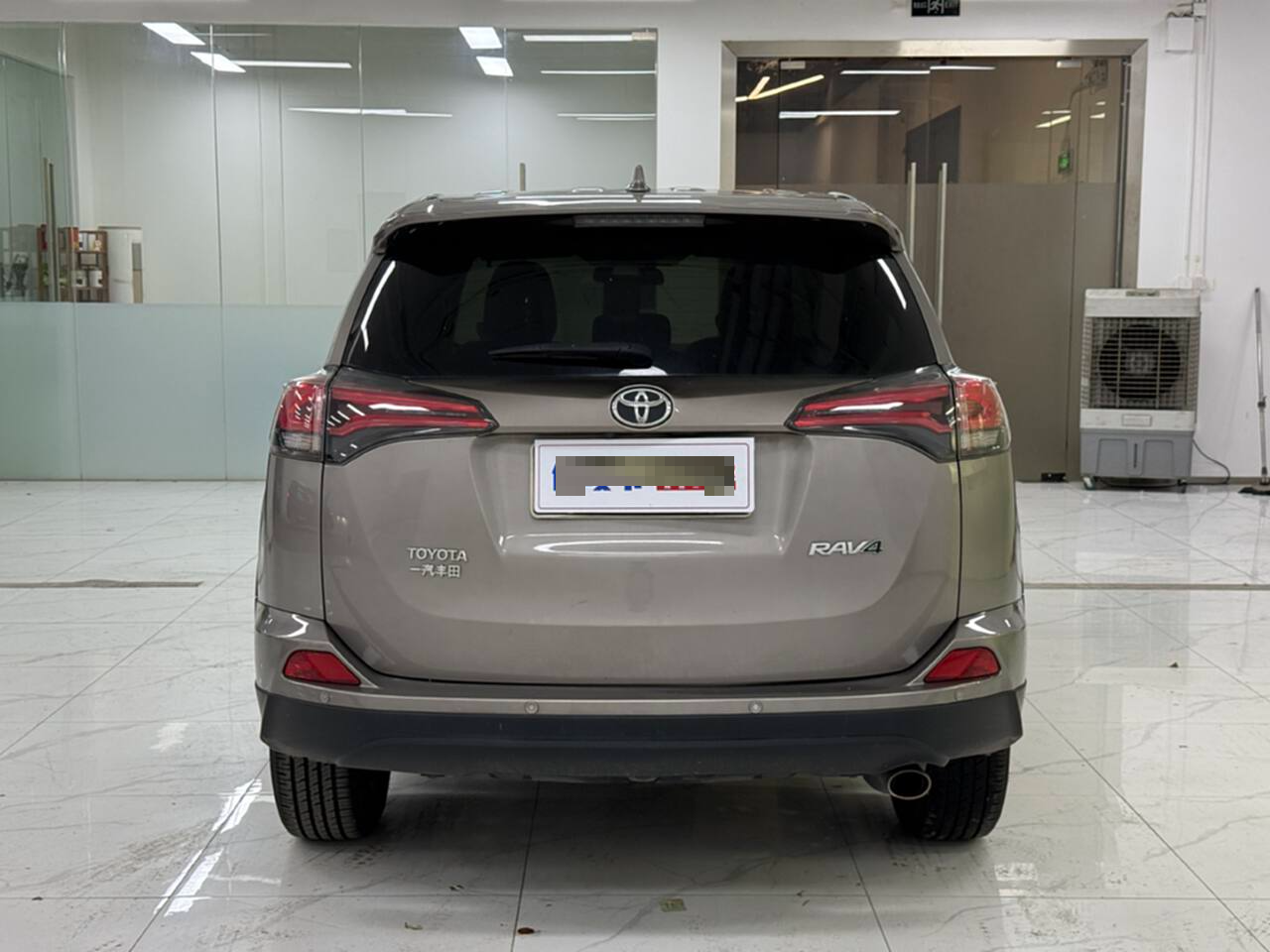 Toyota Unknown - View 5