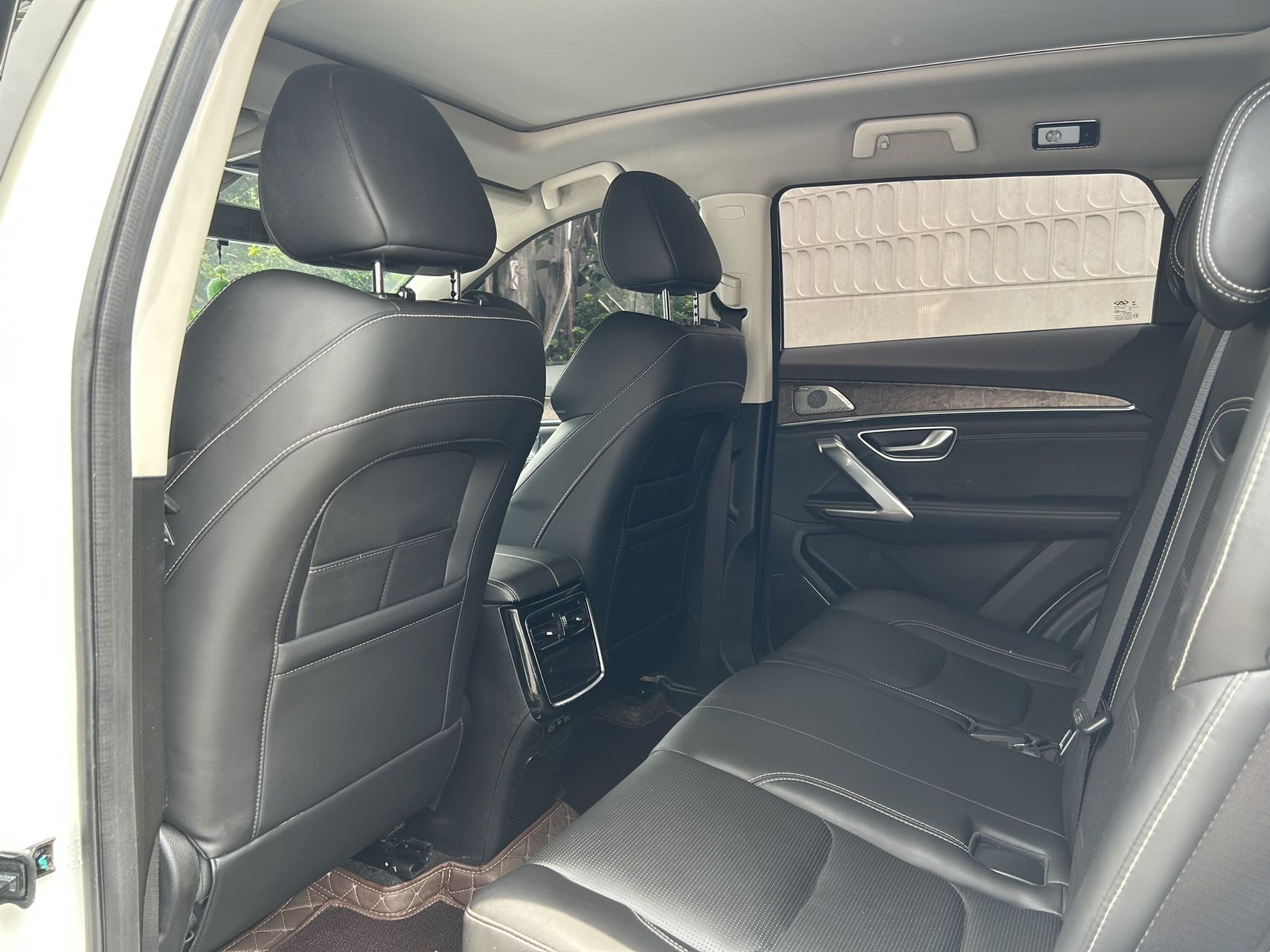 Used Jetour X70 PLUS 2021 1.6T DCT Star 7-Seater - Image 10
