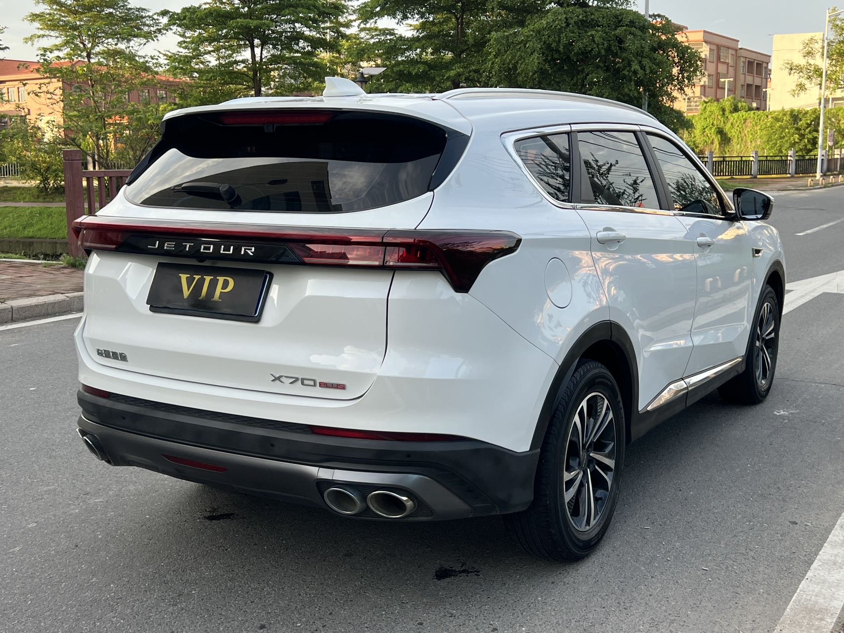 Used 2021 Jetour X70 PLUS 1.6T Automatic Star 7-Seater SUV - Image 7