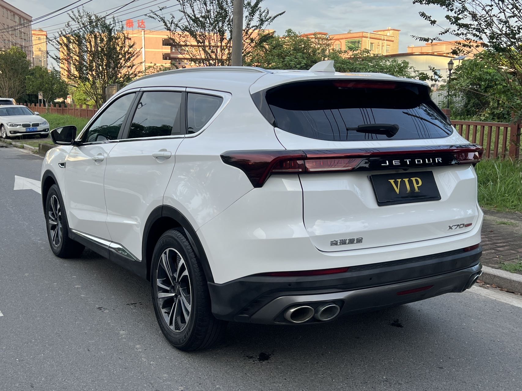 Used 2021 Jetour X70 PLUS 1.6T Automatic Star 7-Seater SUV - Image 9