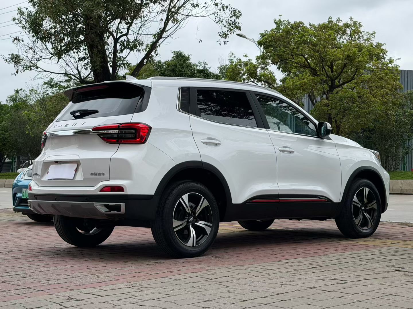 Used 2023 Chery Tiggo 5x 1.5L CVT Super Hero Fashion Edition - Image 4