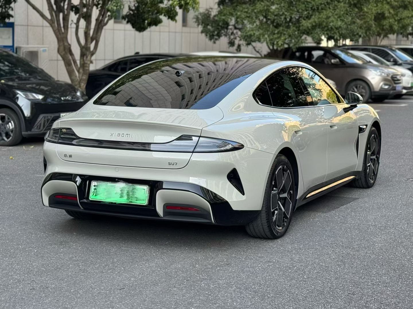 Xiaomi SU7 2024 15k km Rear-wheel Drive Ultra-Long Range Preowned Car - View 6