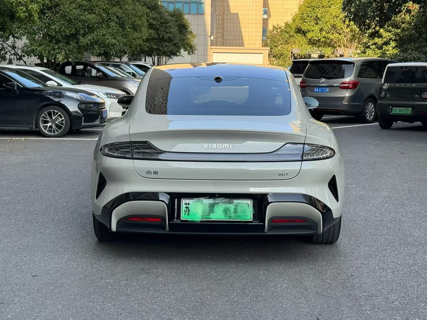 Xiaomi SU7 2024 15k km Rear-wheel Drive Ultra-Long Range Preowned Car - View 5